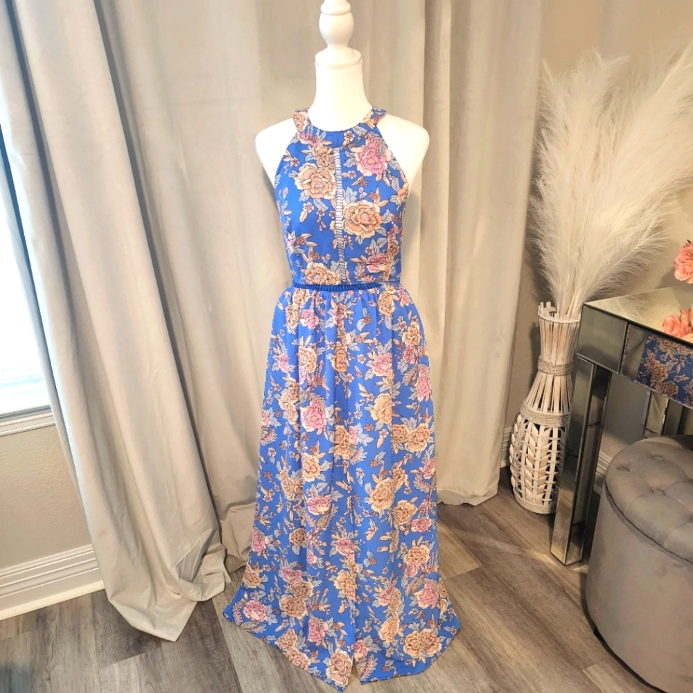 Zesica Halter Floral Print Backless Maxi Dress - Picture 4 of 10